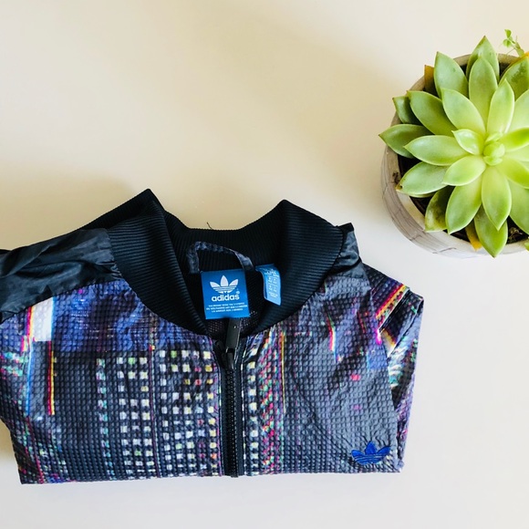 adidas Jackets & Blazers - Vintage inspired adidas windbreaker